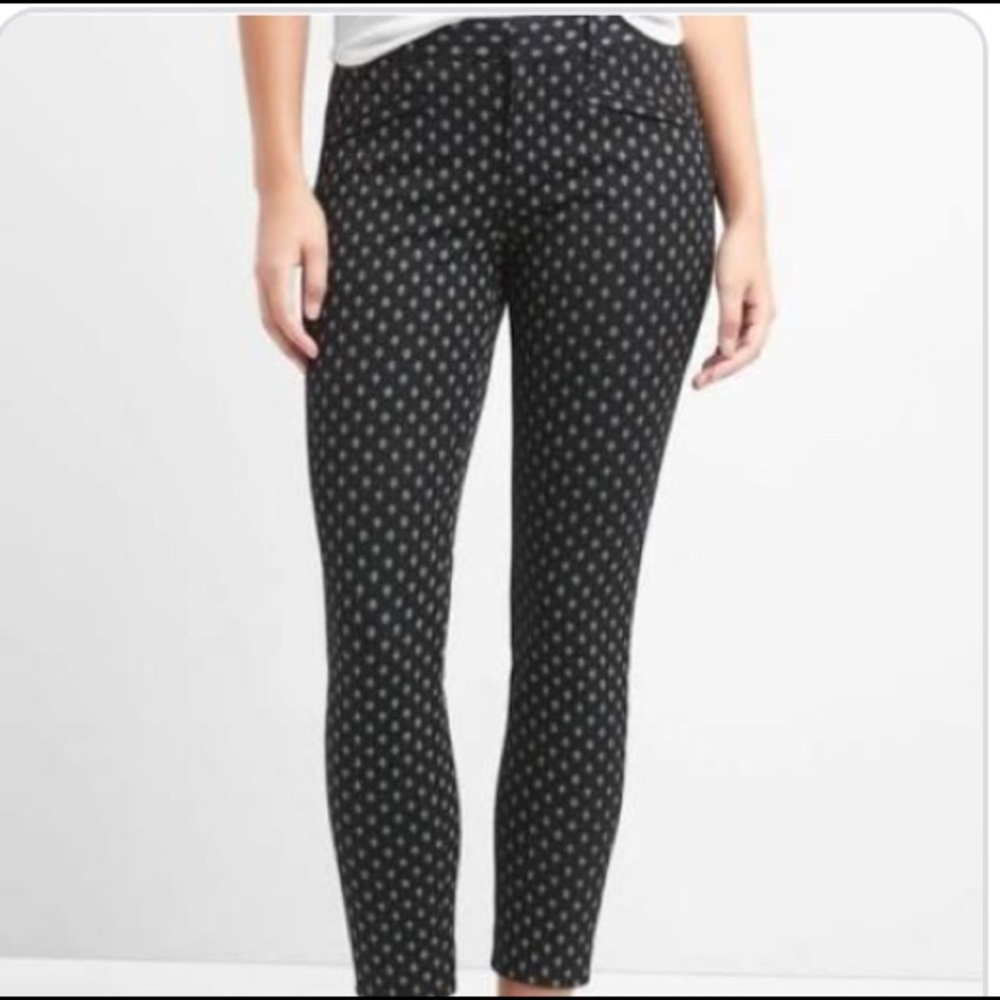 🎉 HP ⭐️Firm Price ⭐️ NWOT Skinny Pointe Pant - Picture 1 of 5